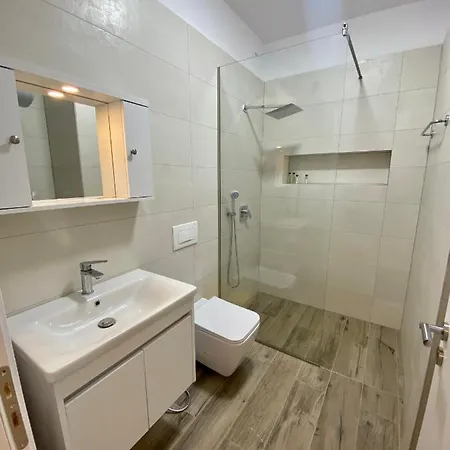 Turquoise Aarohi Appartement *